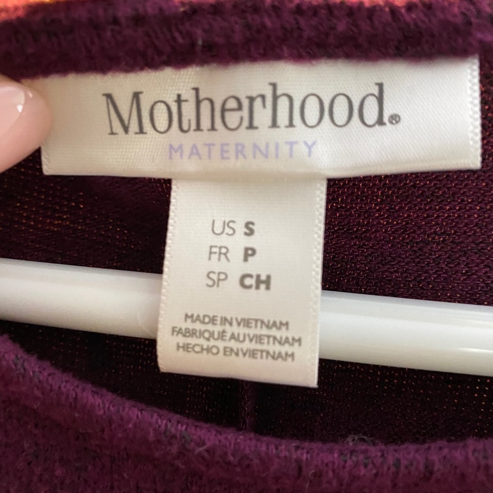 Cold shoulder sweater - Picture 3 of 3
